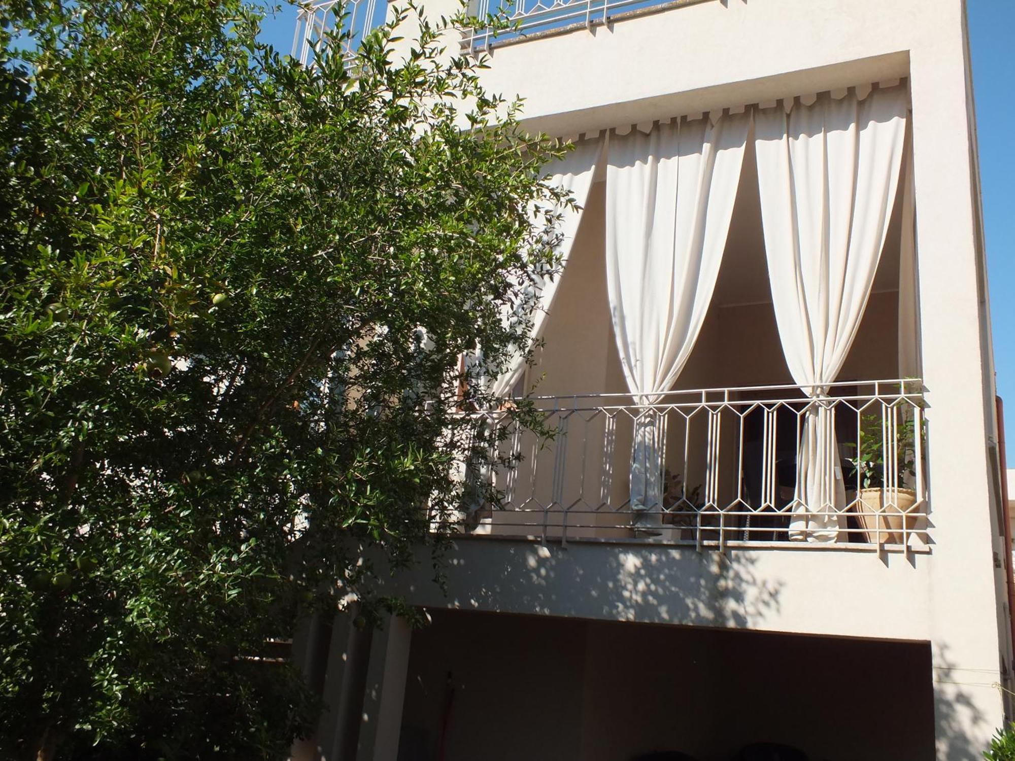 Villa Lazzari B&B Tra I Due Mari Maglie Eksteriør billede